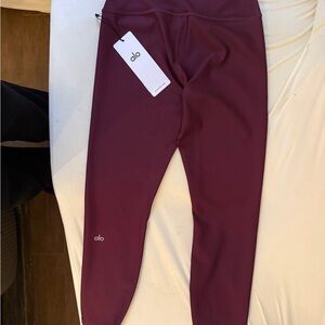 ALO Yoga burgundy (sold out) Leggings 7/8 length